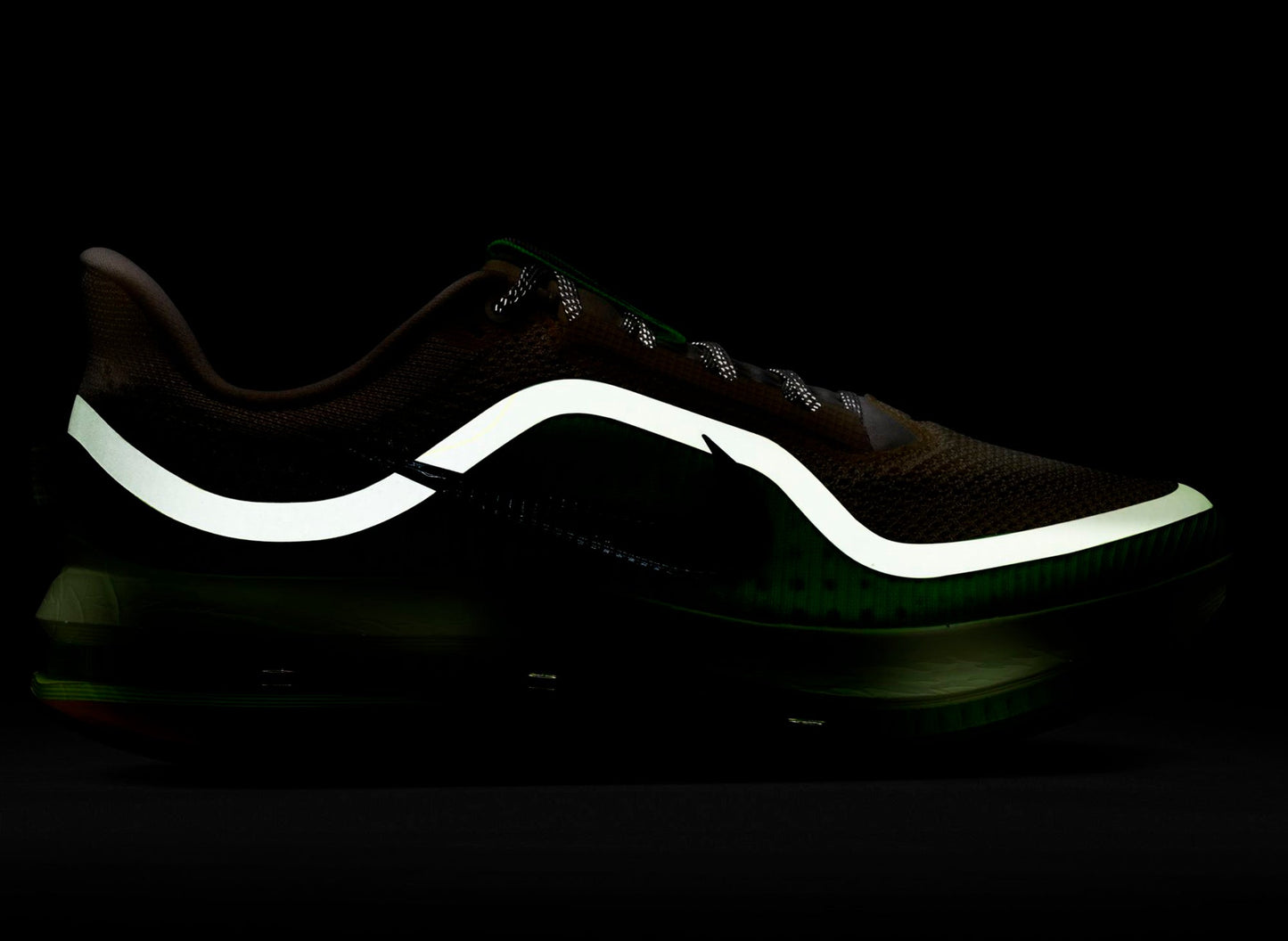 studio-shot-v9-10946