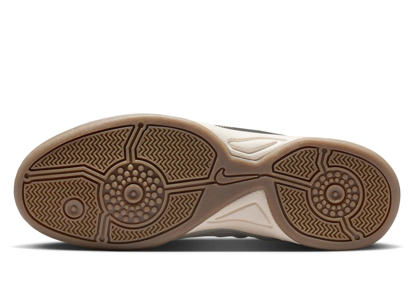 studio-shot-v9-35985