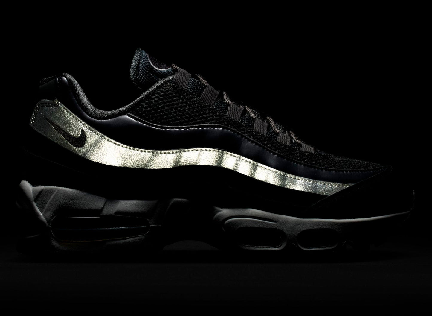 studio-shot-v9-68992