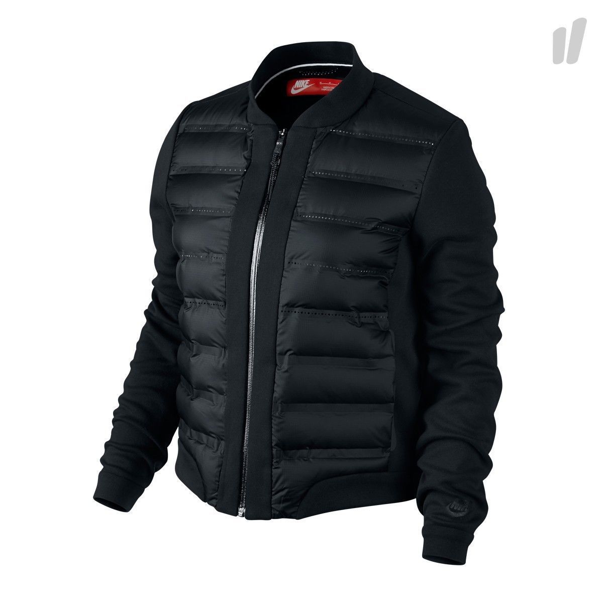 studio-shot-v9-94818