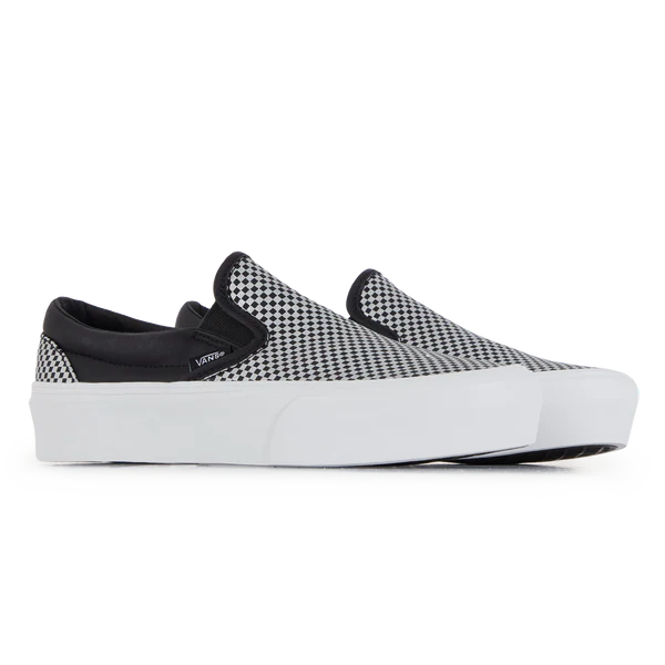 studio-shot-v9-29094