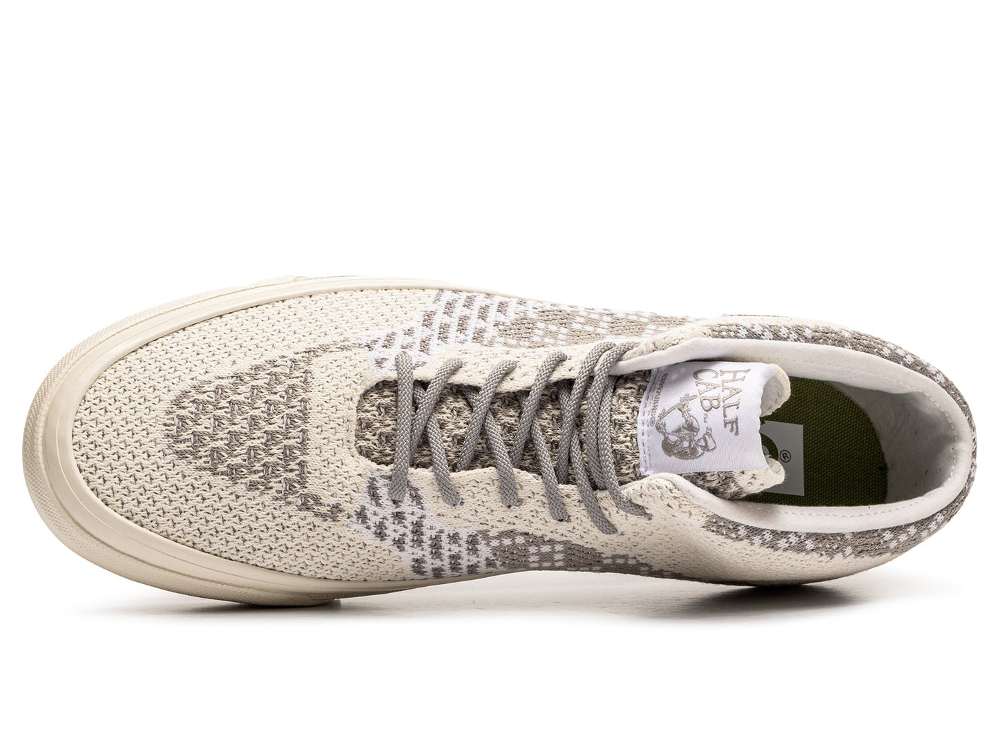 studio-shot-v9-85054