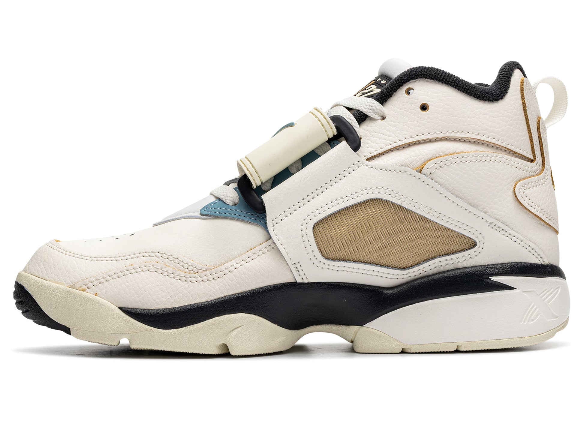 studio-shot-v9-79153