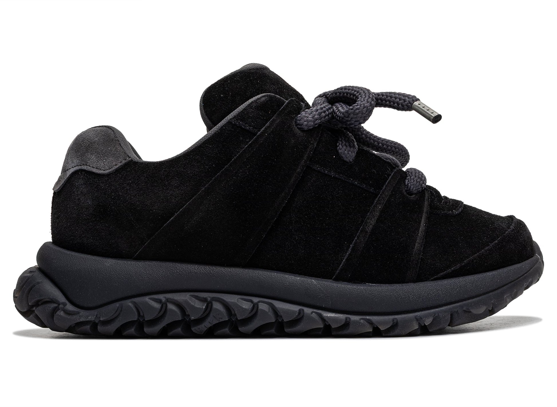 studio-shot-v9-45150