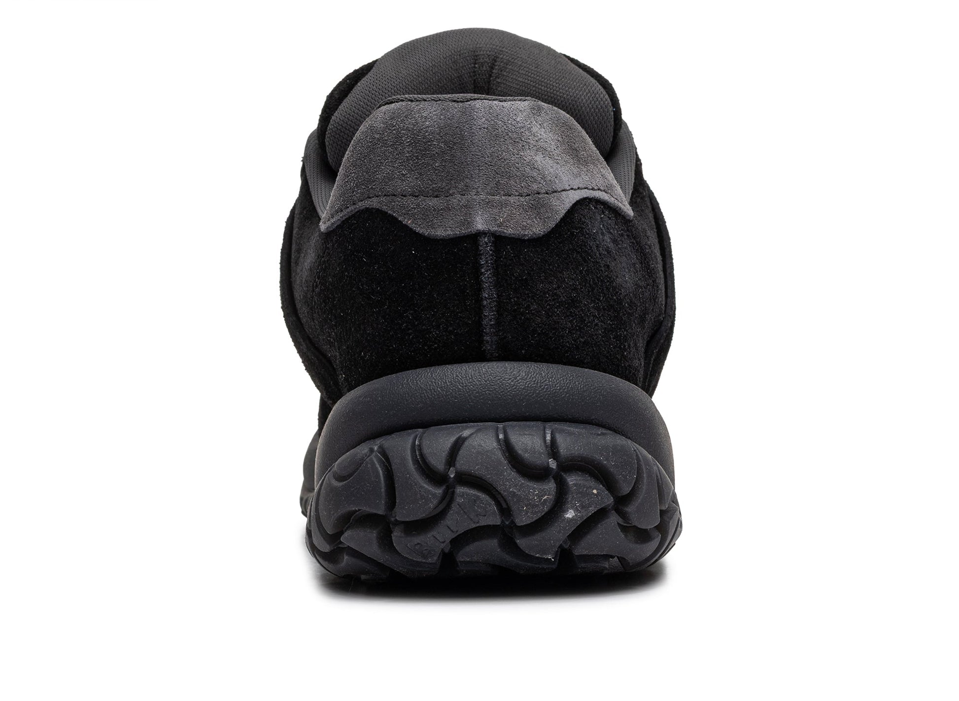 studio-shot-v9-20452