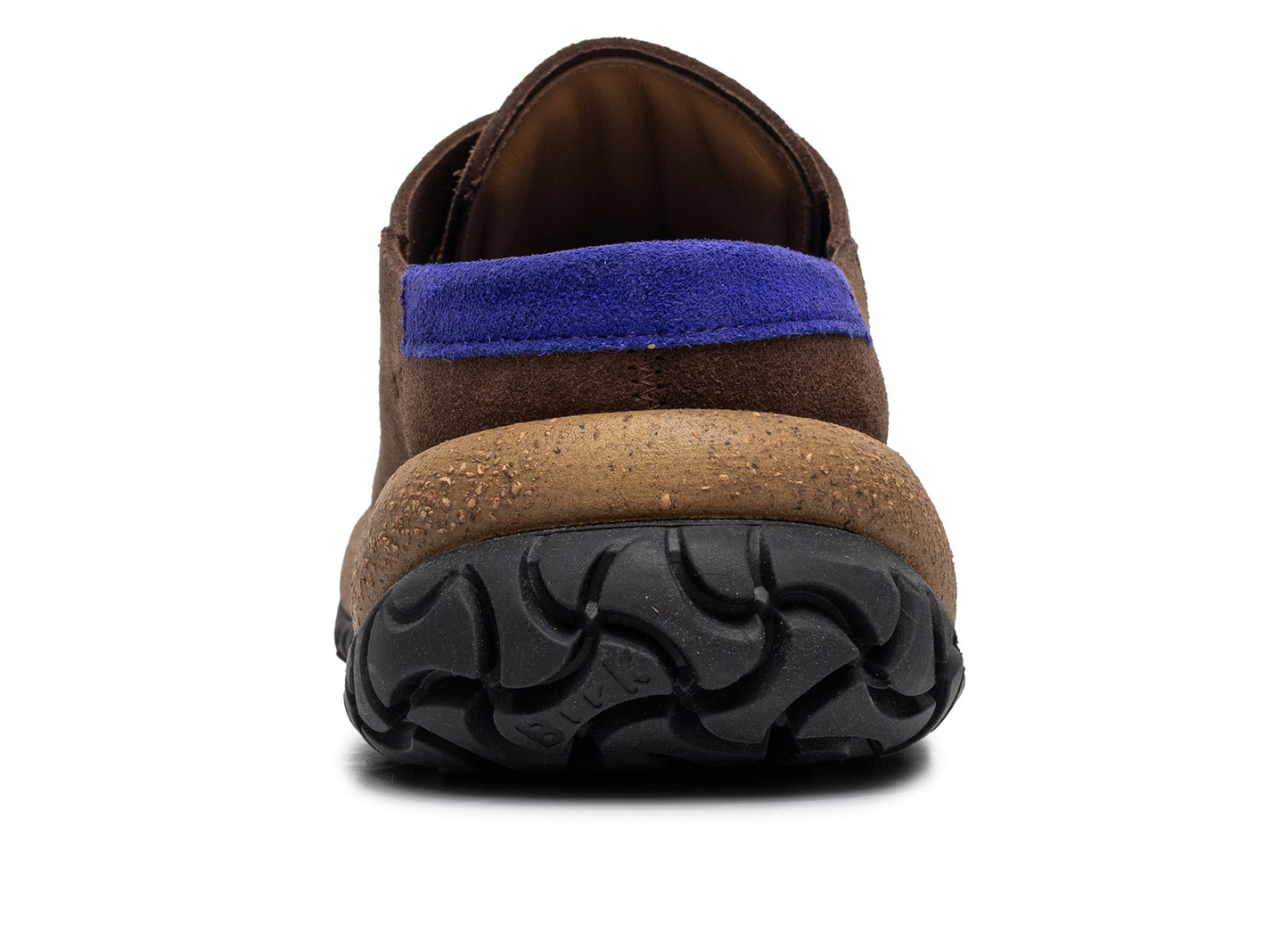 studio-shot-v9-34637