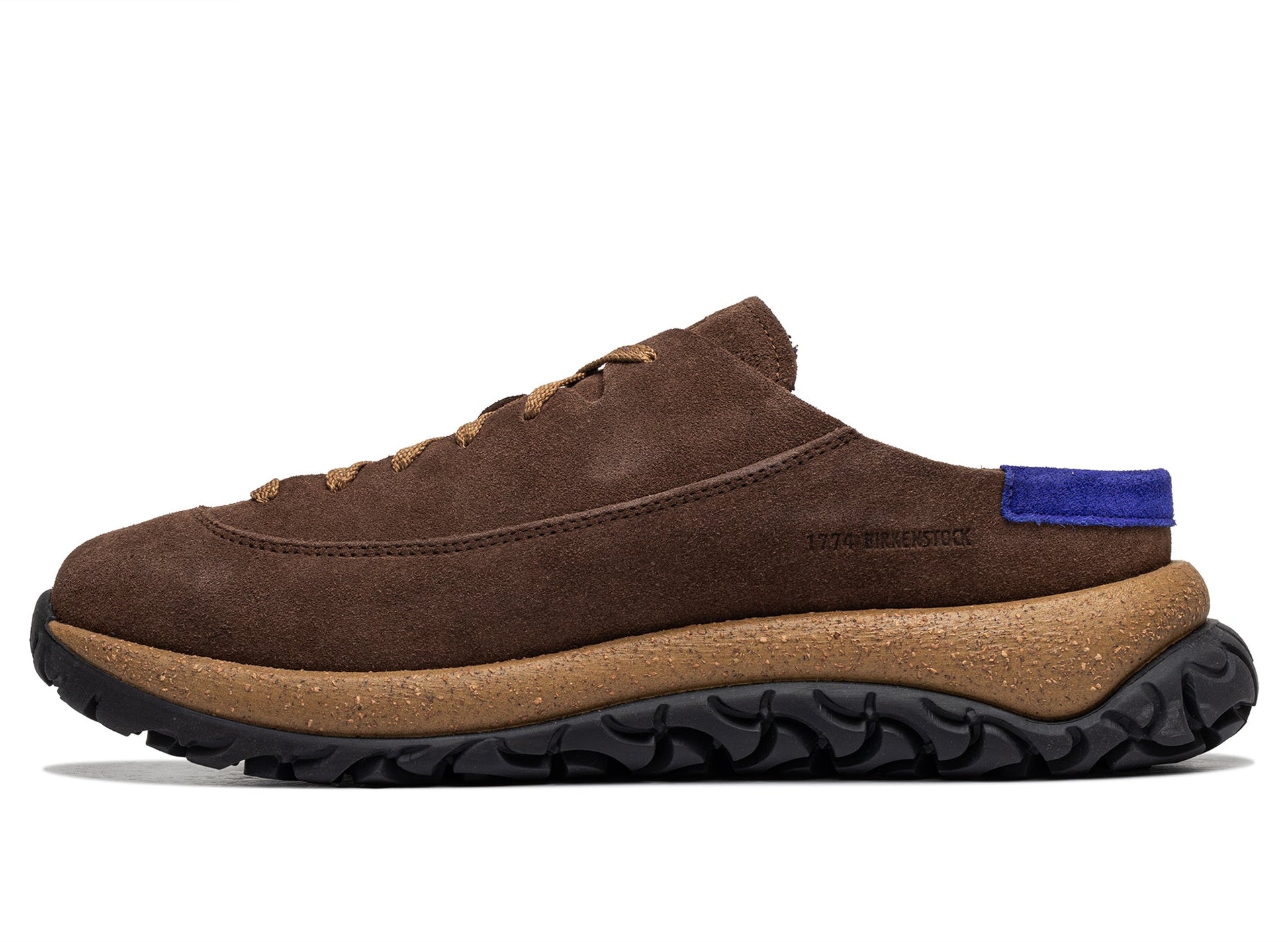 studio-shot-v9-25126