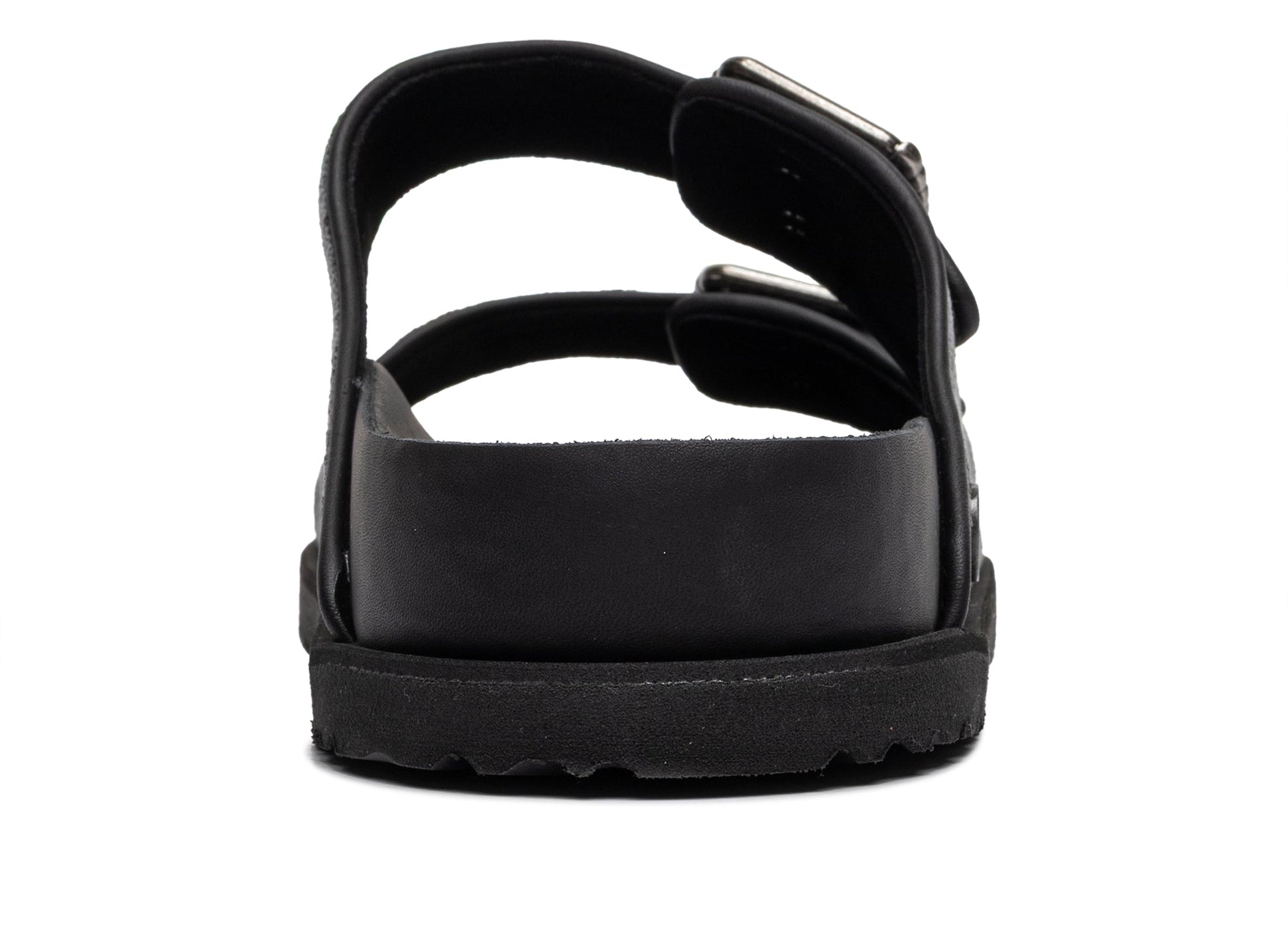 studio-shot-v9-31773