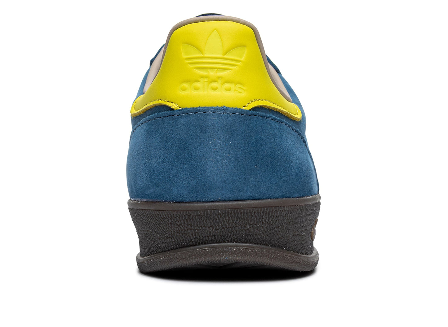 studio-shot-v9-35472