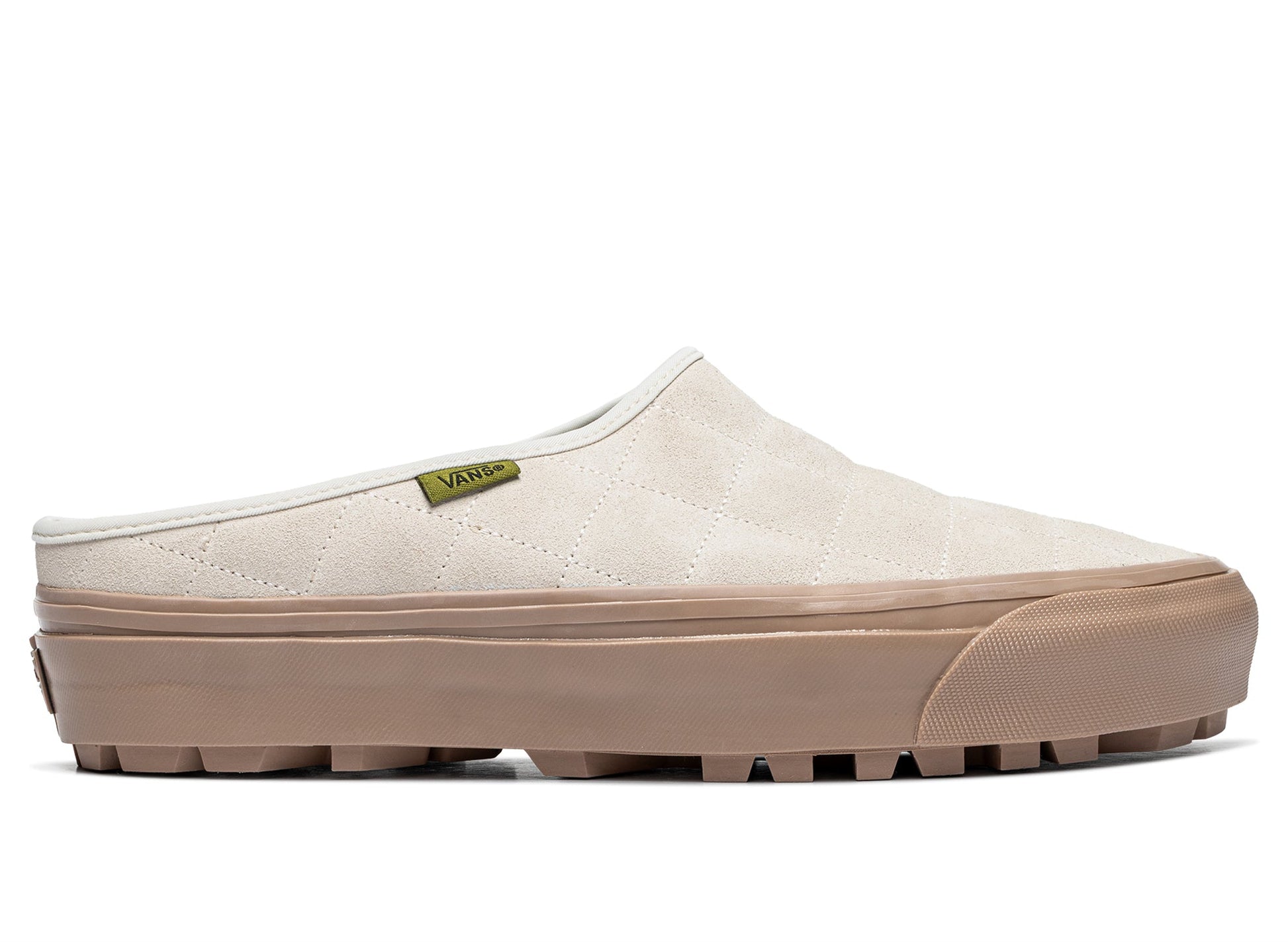 studio-shot-v9-50468