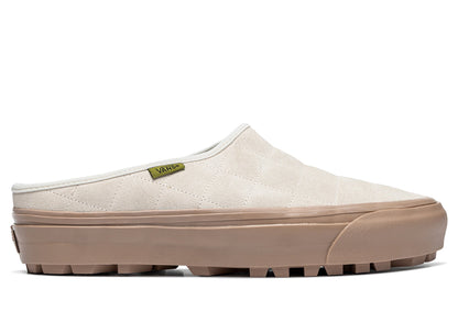 studio-shot-v9-50468