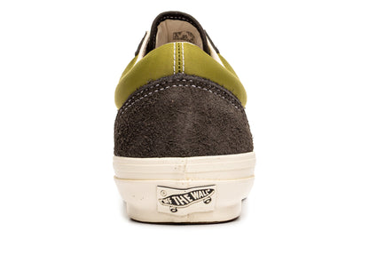 studio-shot-v9-71089