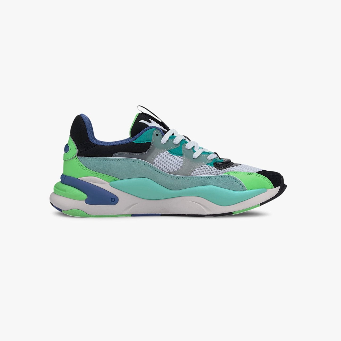 studio-shot-v9-23197