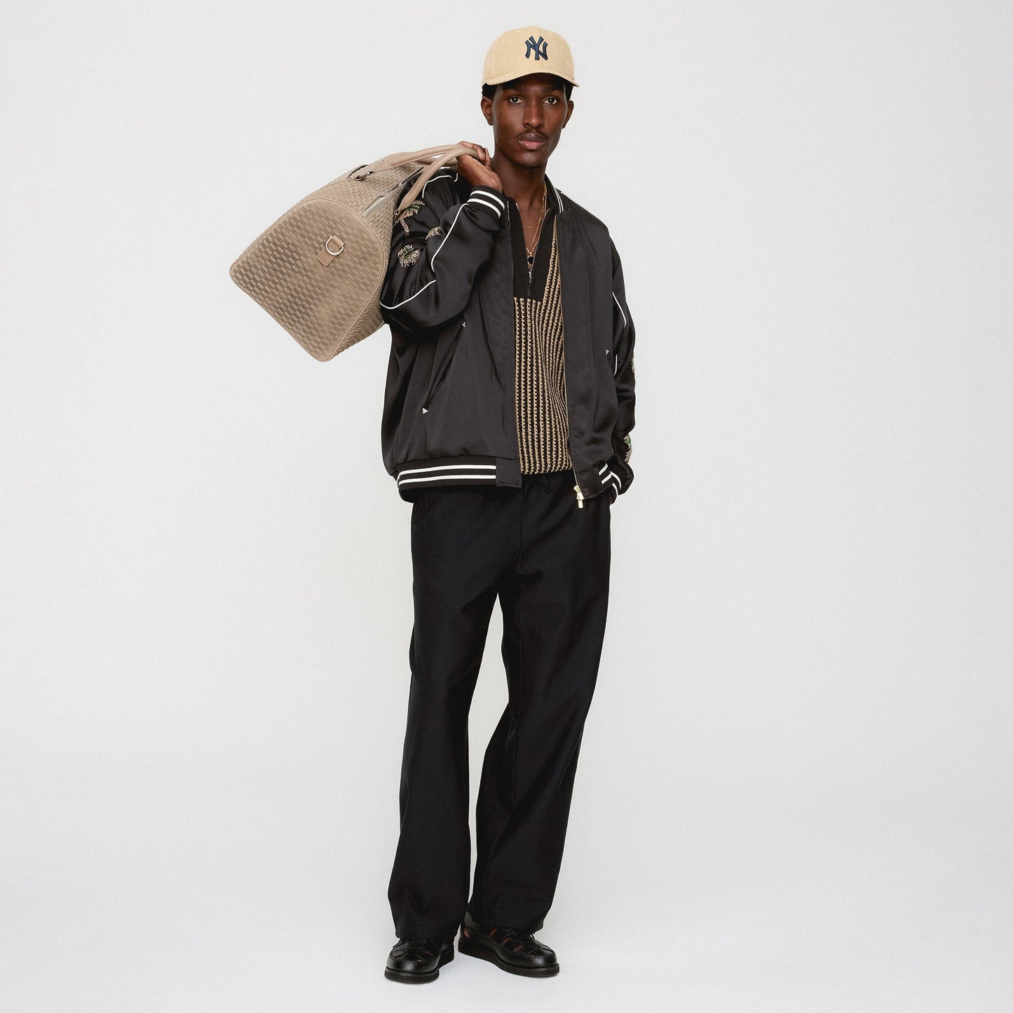 studio-shot-v5-13321