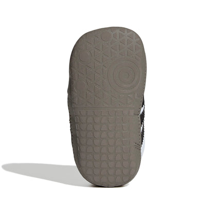 studio-shot-v5-61126