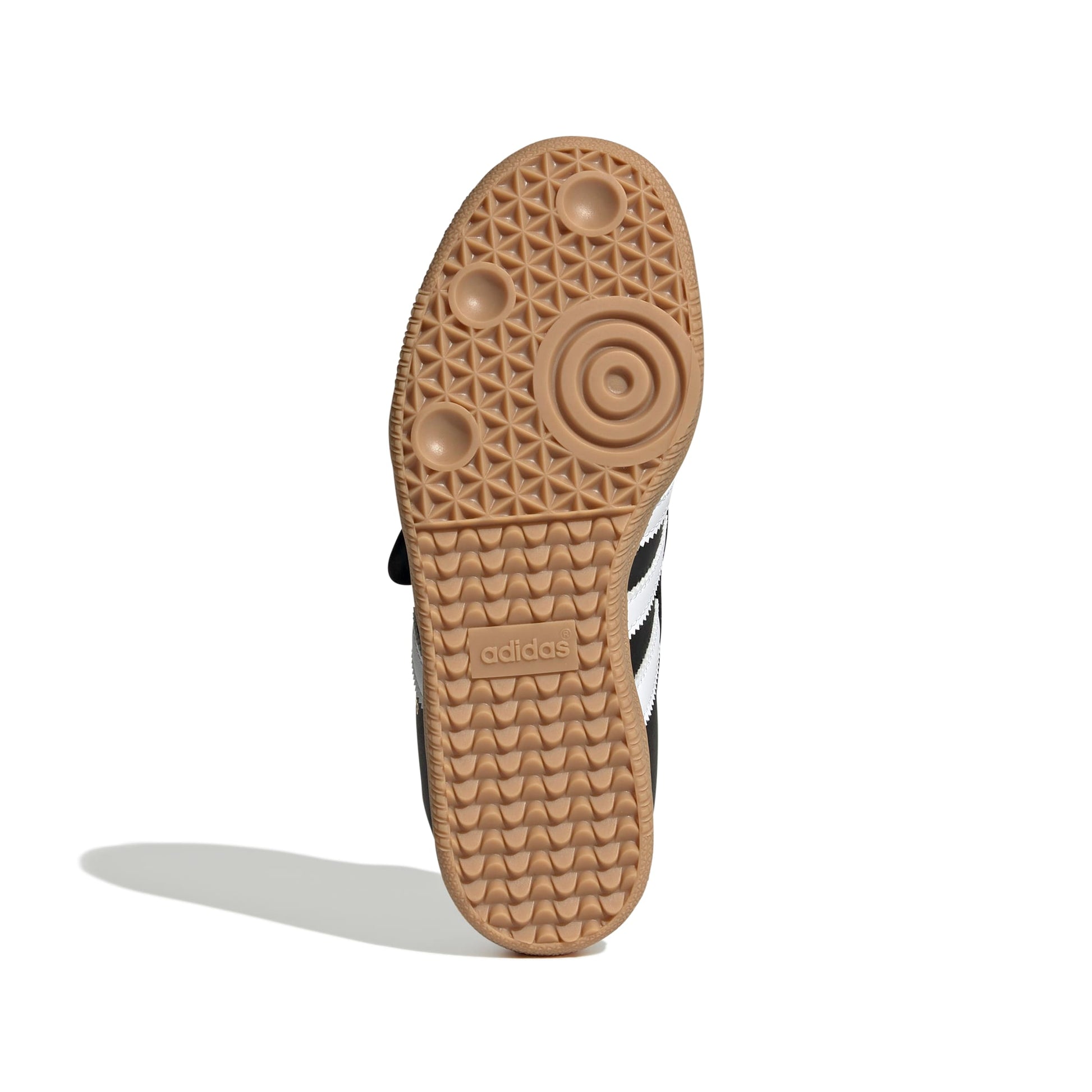 studio-shot-v5-47068