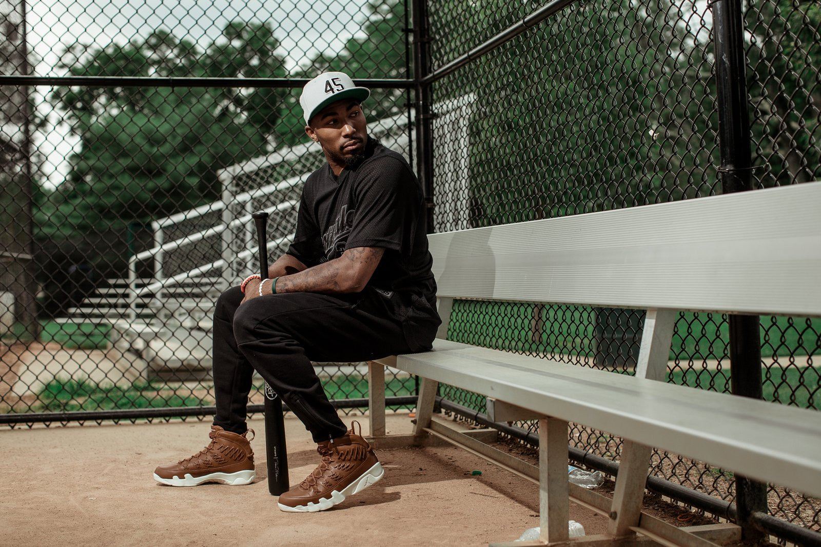 studio-shot-v9-78055