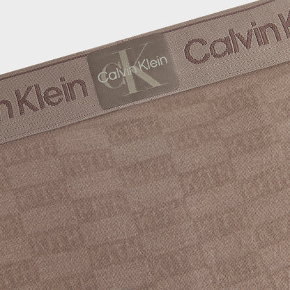 studio-shot-v5-98322