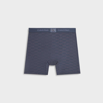 studio-shot-v5-16918