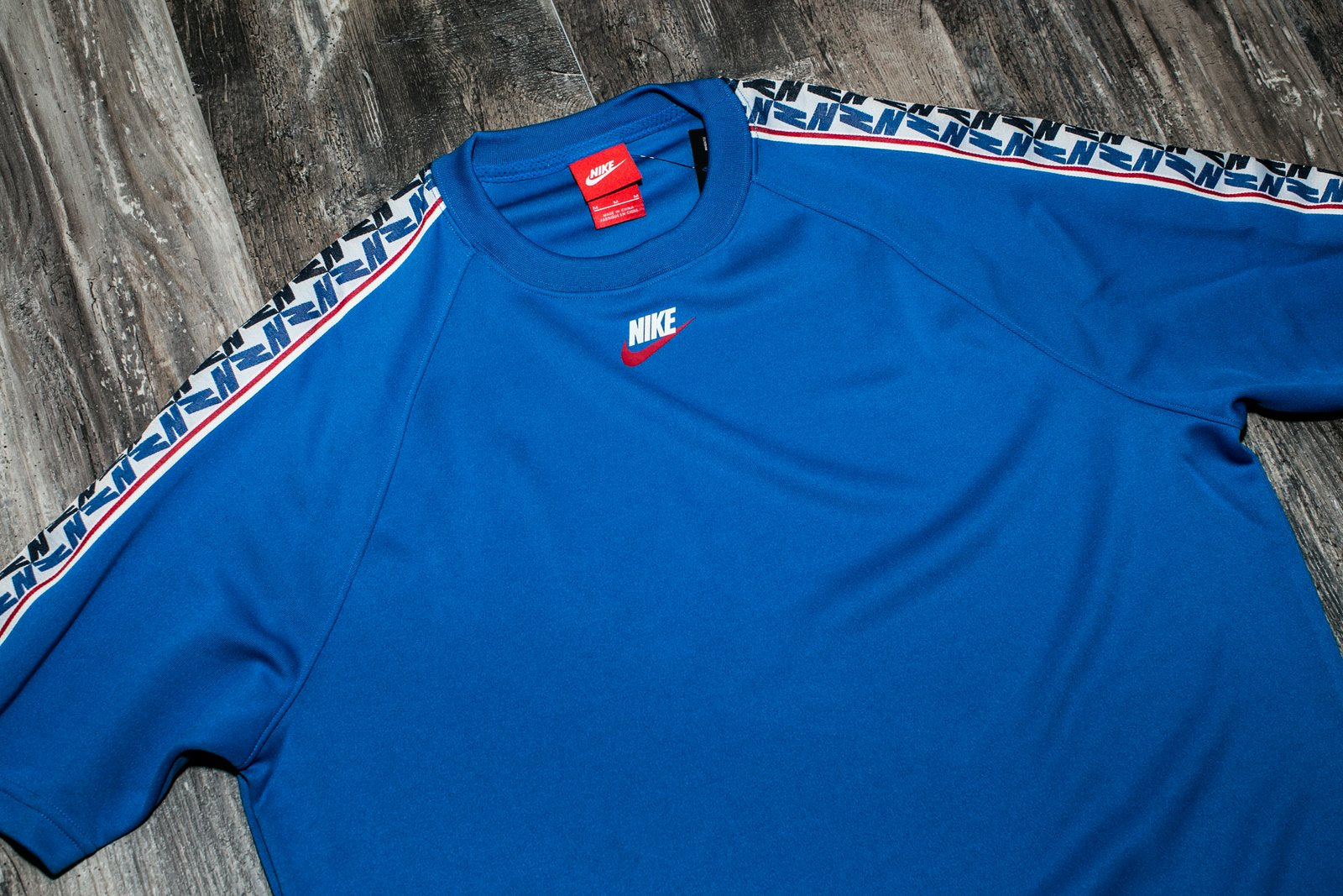 studio-shot-v9-92253