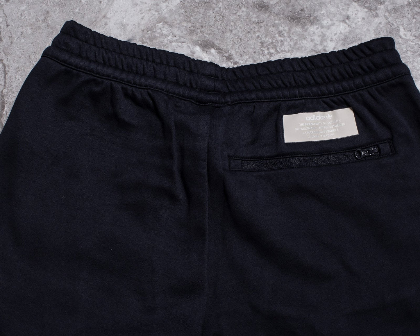 studio-shot-v9-82988