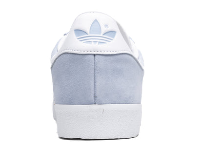 studio-shot-v9-31465