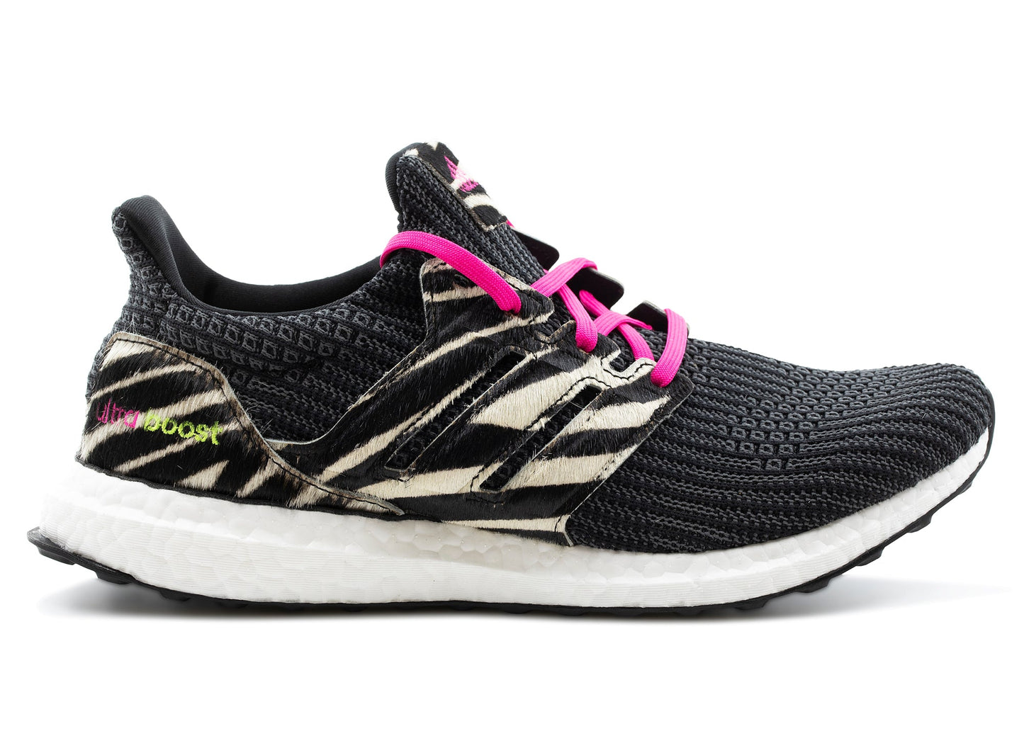 studio-shot-v9-28370