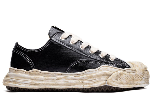 studio-shot-v9-11134