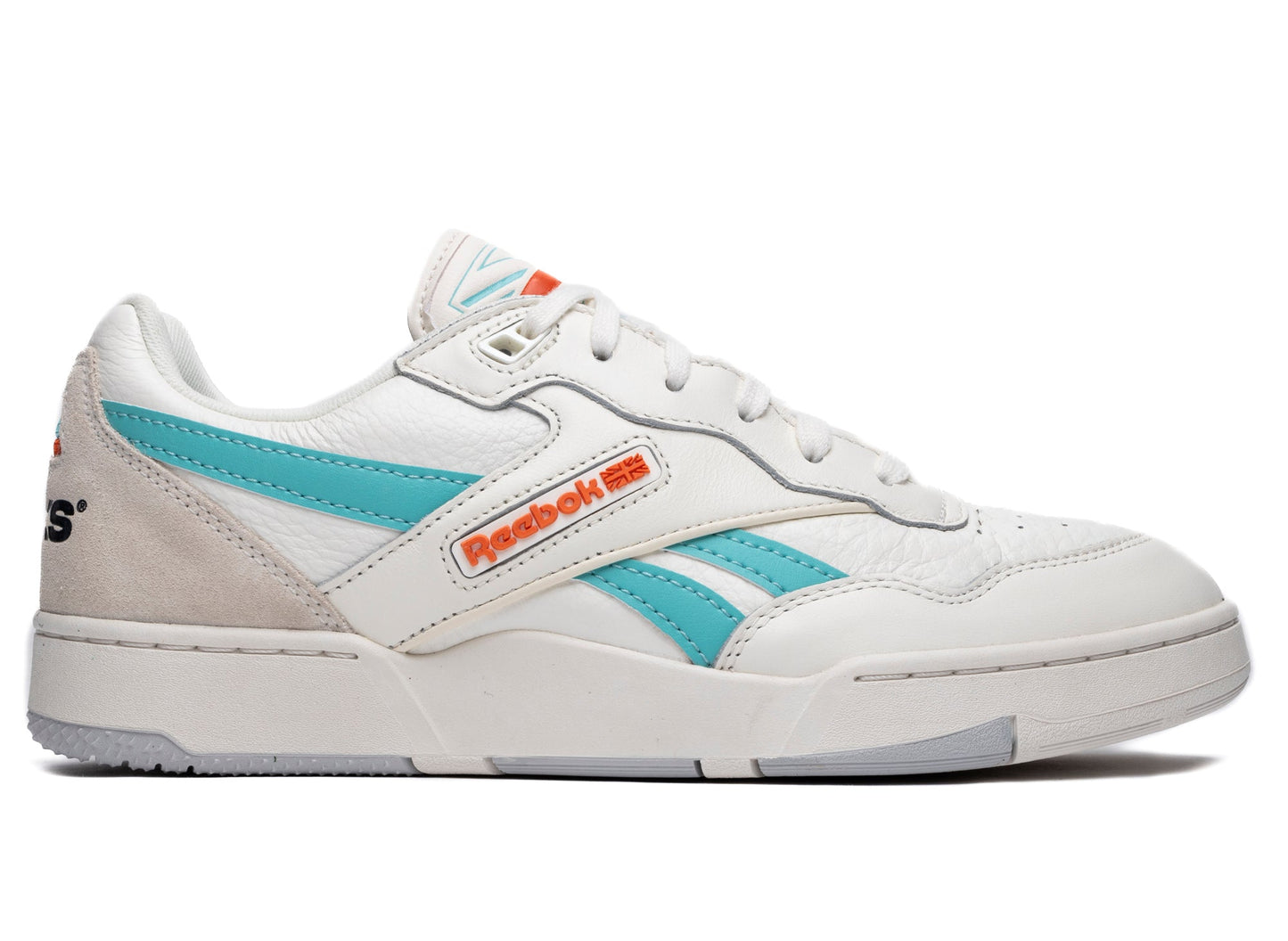 studio-shot-v9-79552