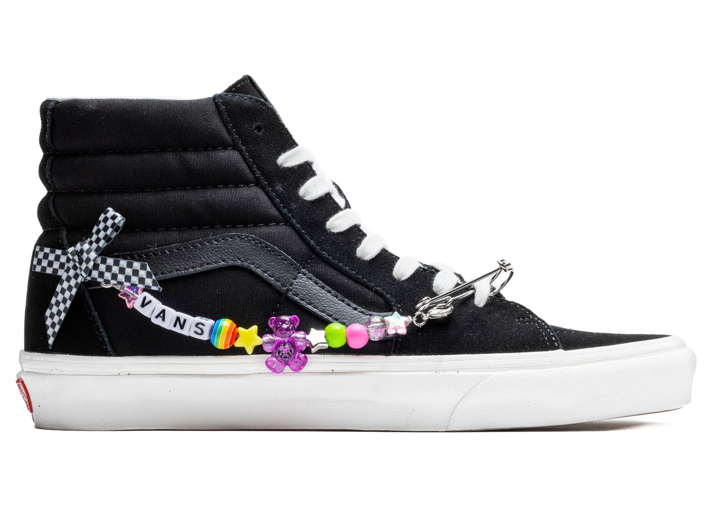 studio-shot-v9-87843