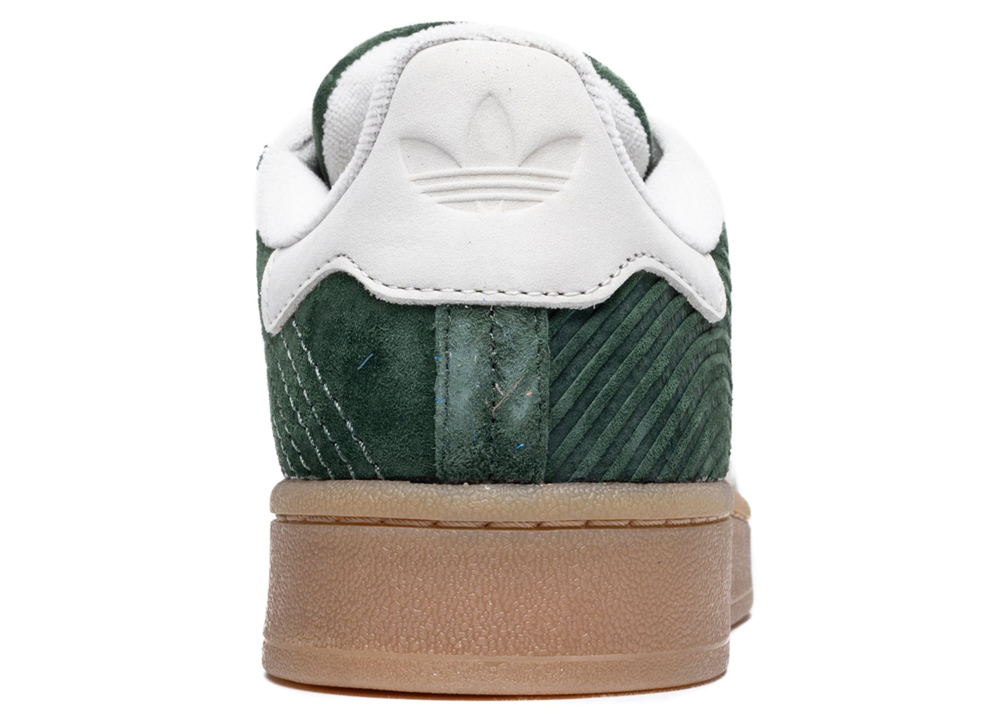 studio-shot-v9-34405