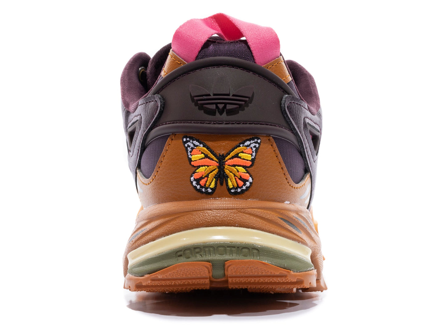 studio-shot-v9-58857