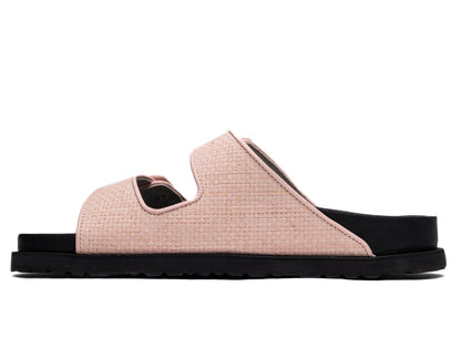 studio-shot-v9-13269