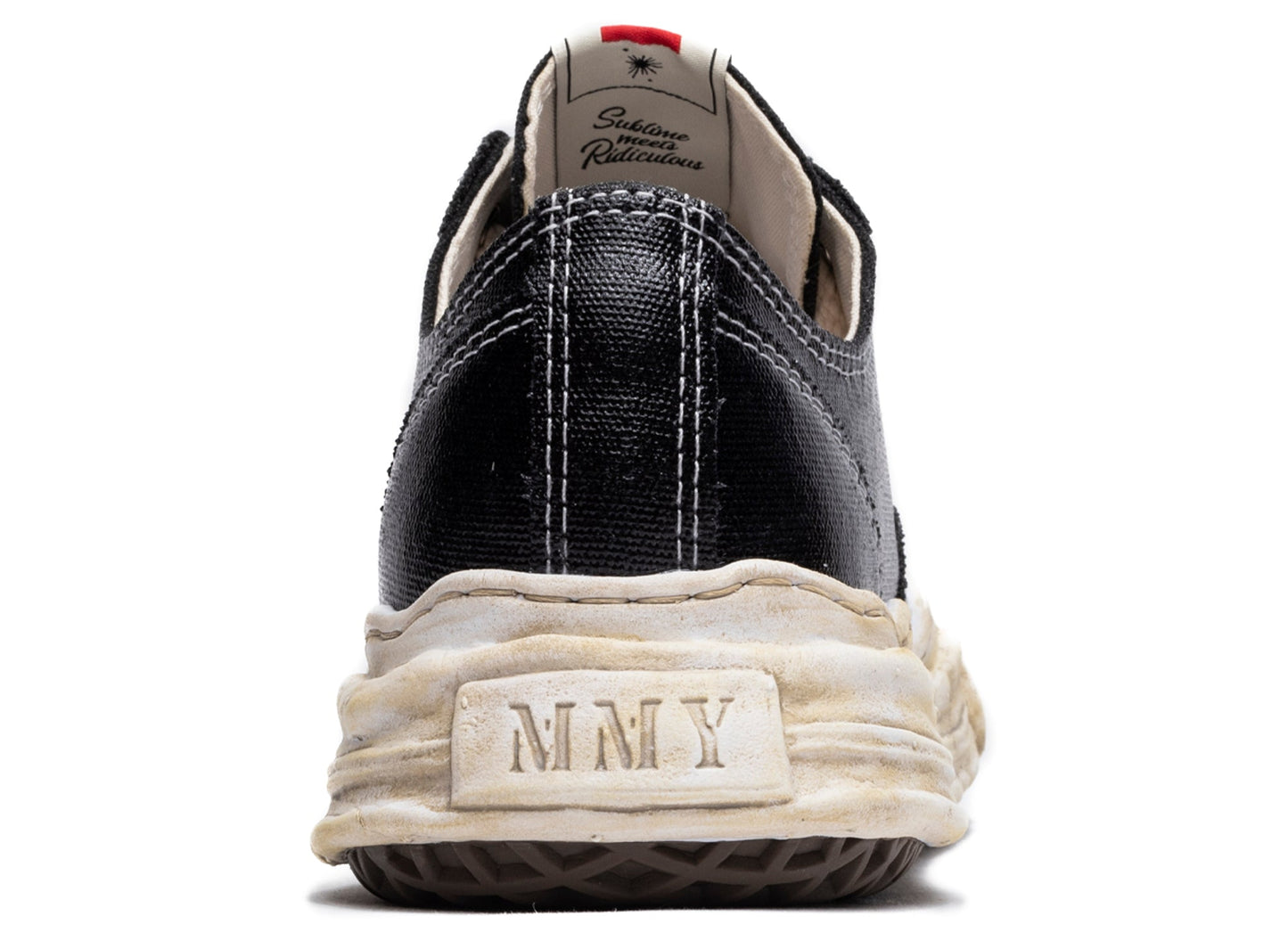 studio-shot-v9-62752