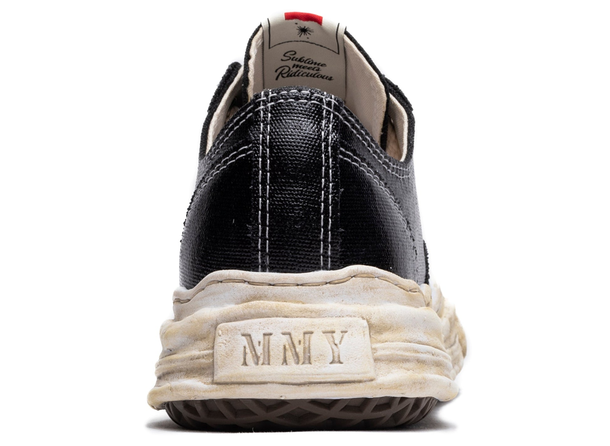 studio-shot-v9-62752