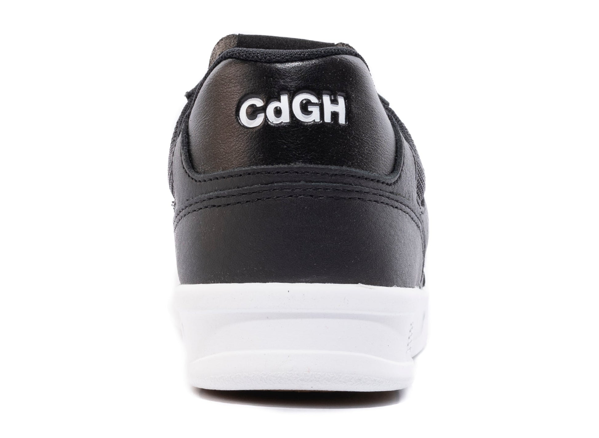 studio-shot-v9-96190