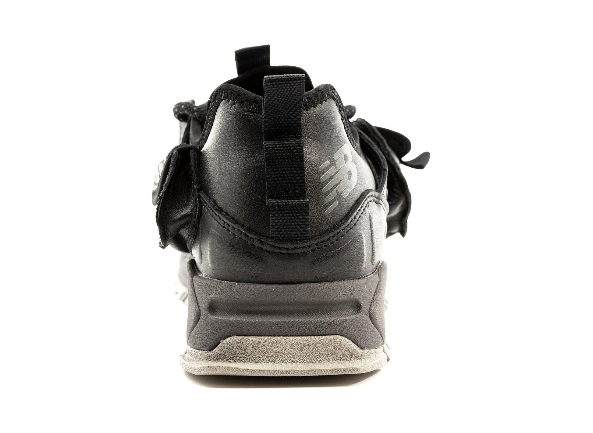 studio-shot-v9-28265