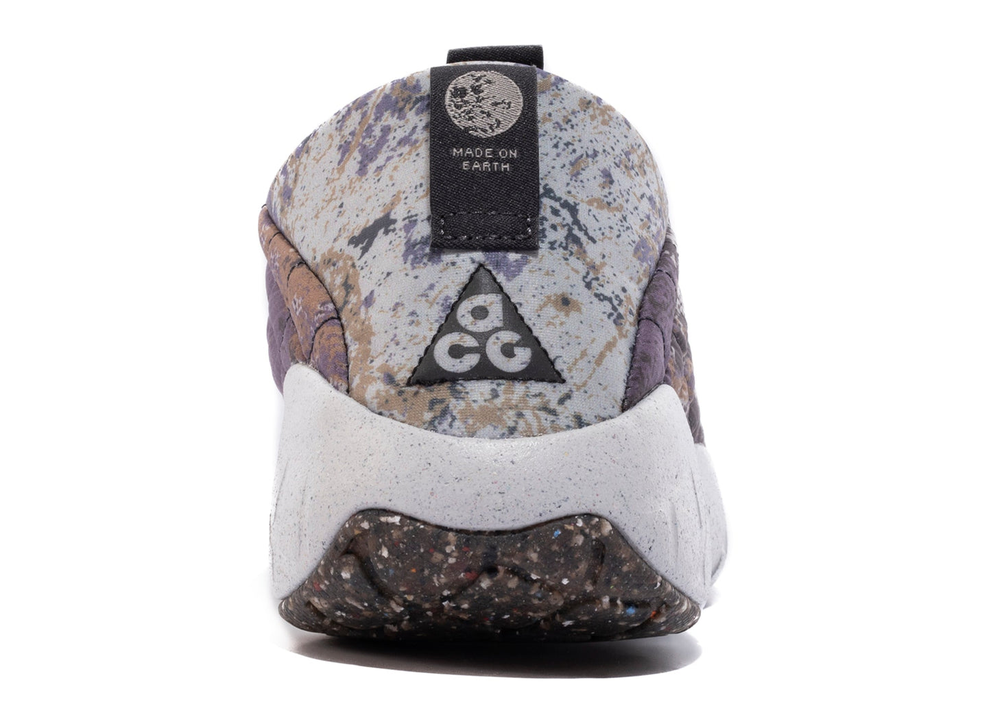 studio-shot-v9-39962