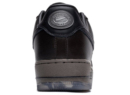 studio-shot-v9-13196