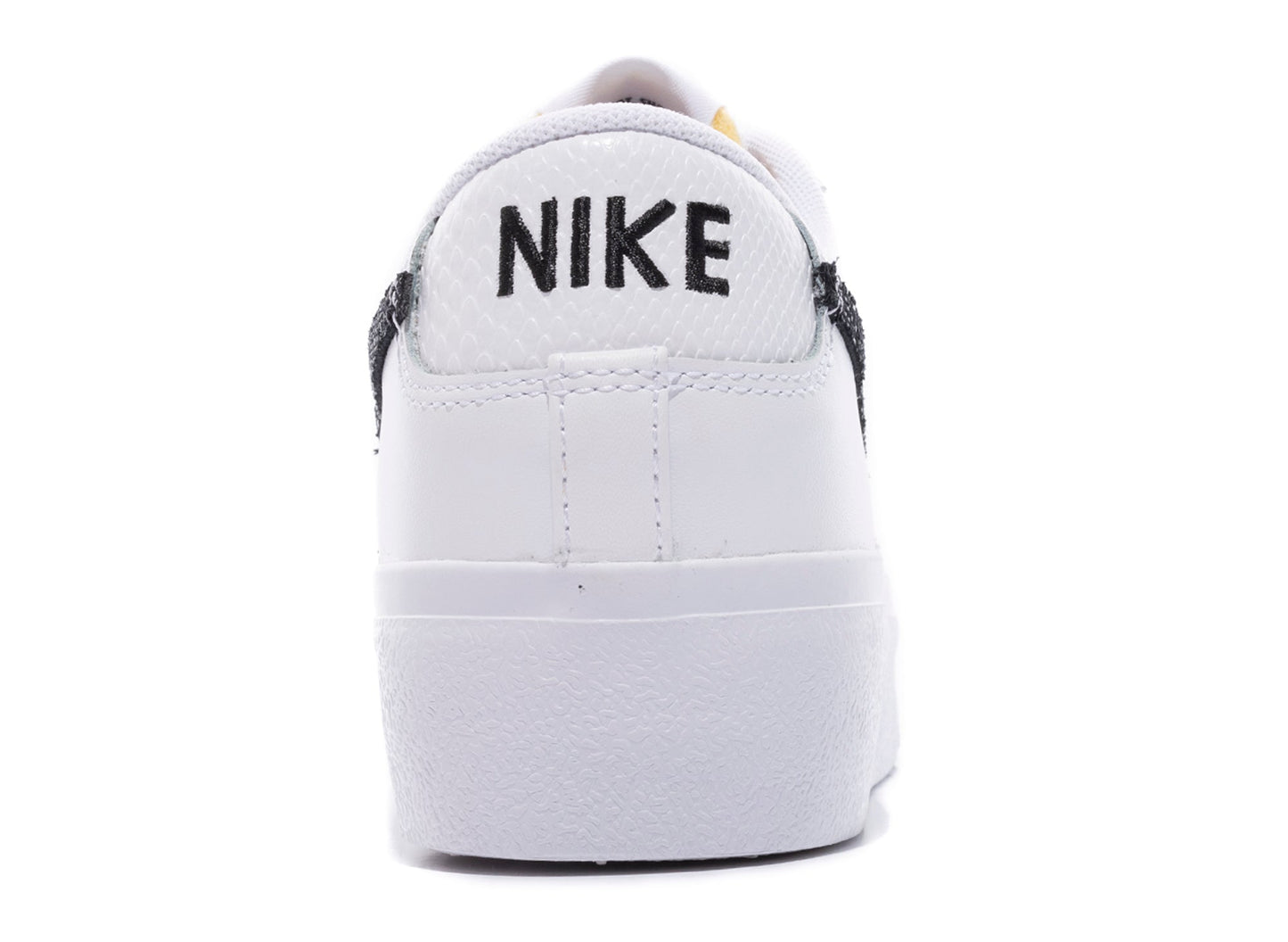 studio-shot-v9-87217