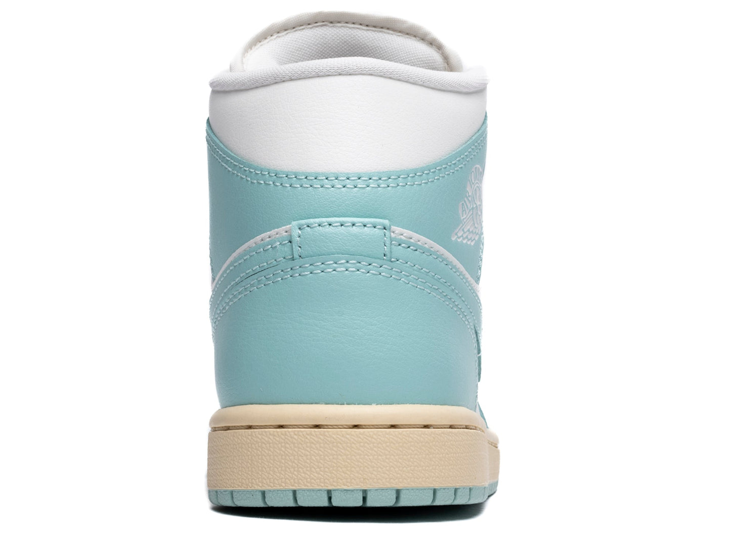 studio-shot-v9-91605