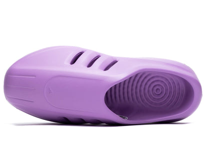 studio-shot-v9-30737