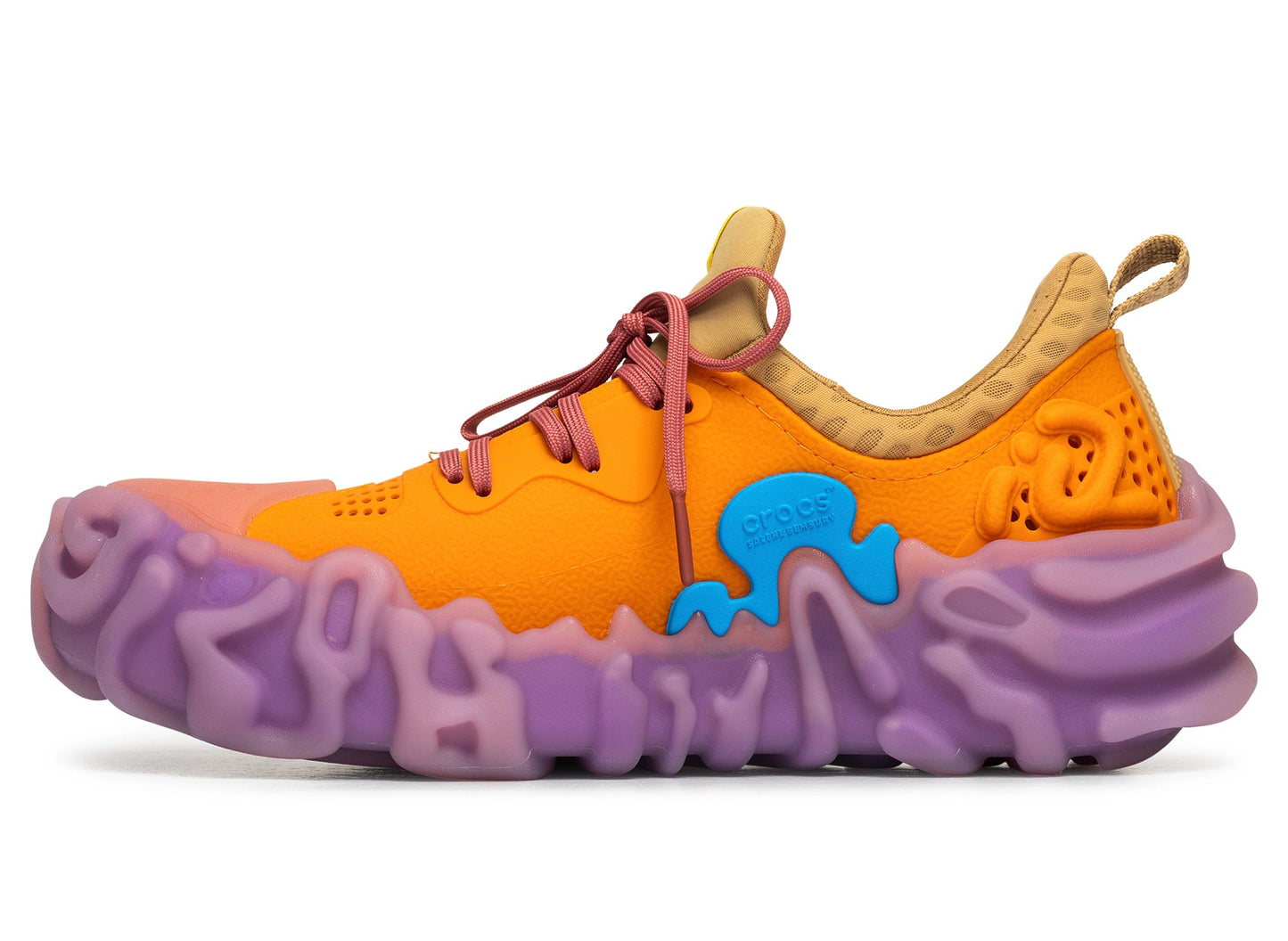 studio-shot-v9-70004