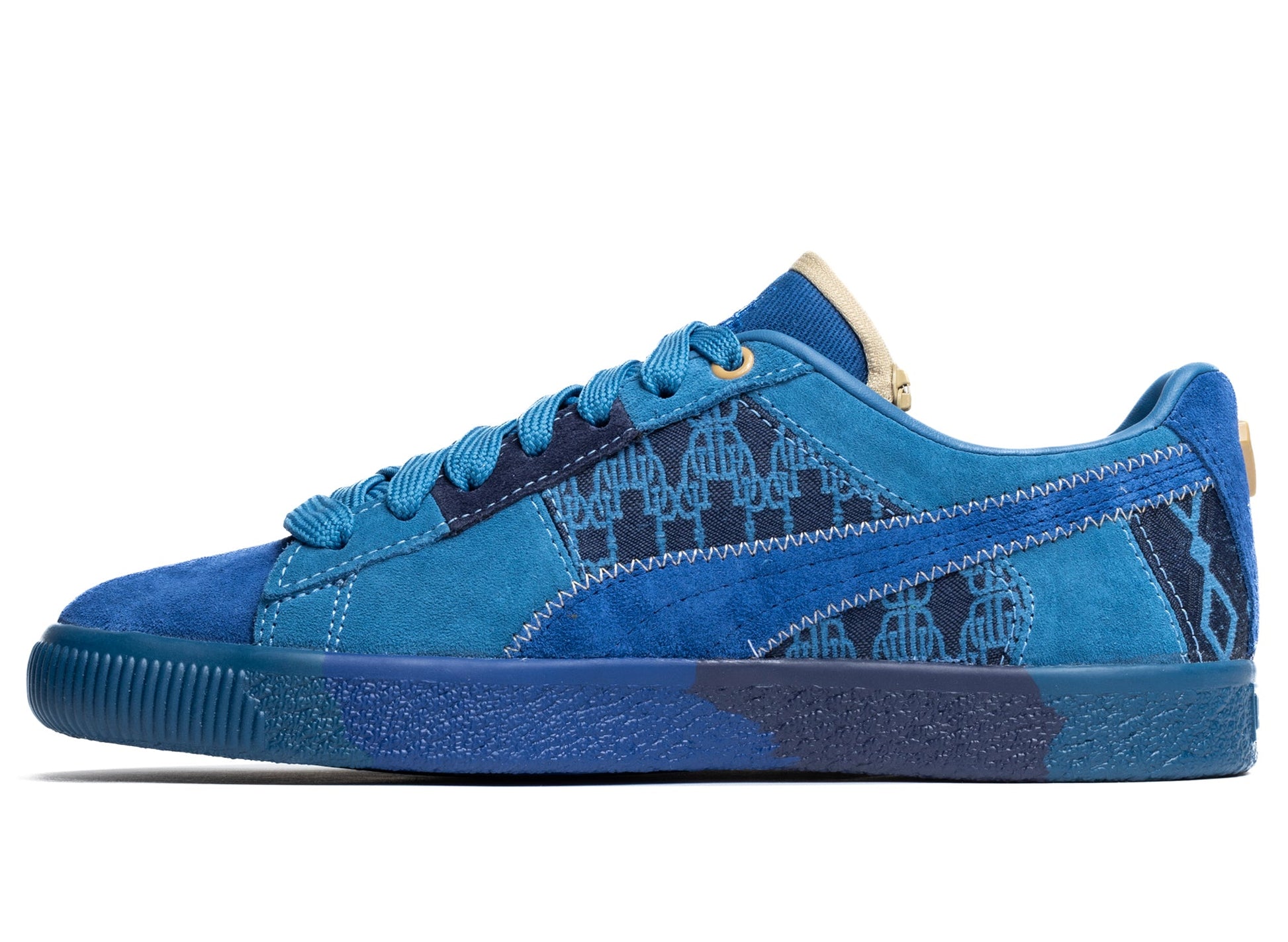 studio-shot-v9-23489