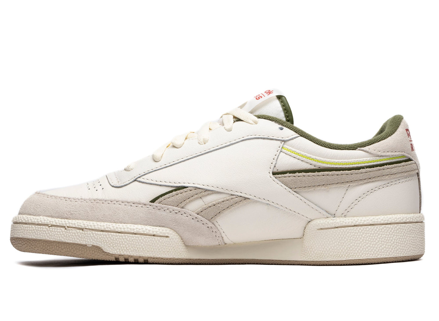 studio-shot-v9-45541