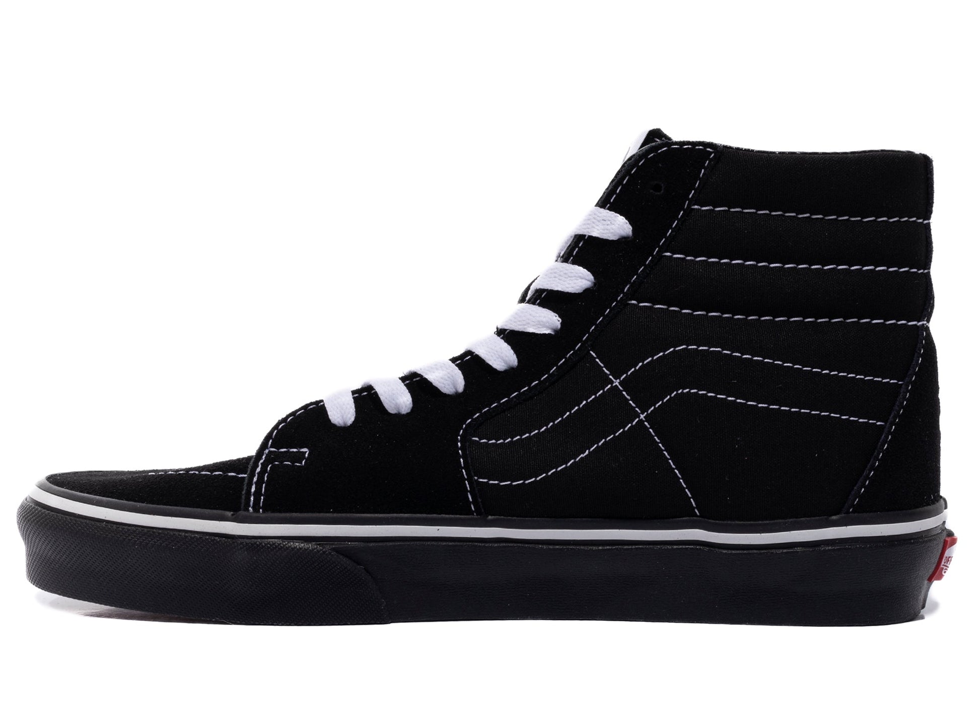 studio-shot-v9-37690