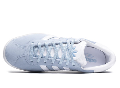 studio-shot-v9-53271