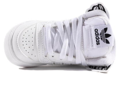 studio-shot-v9-50802