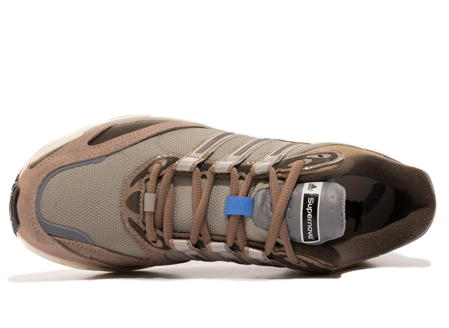 studio-shot-v9-65764