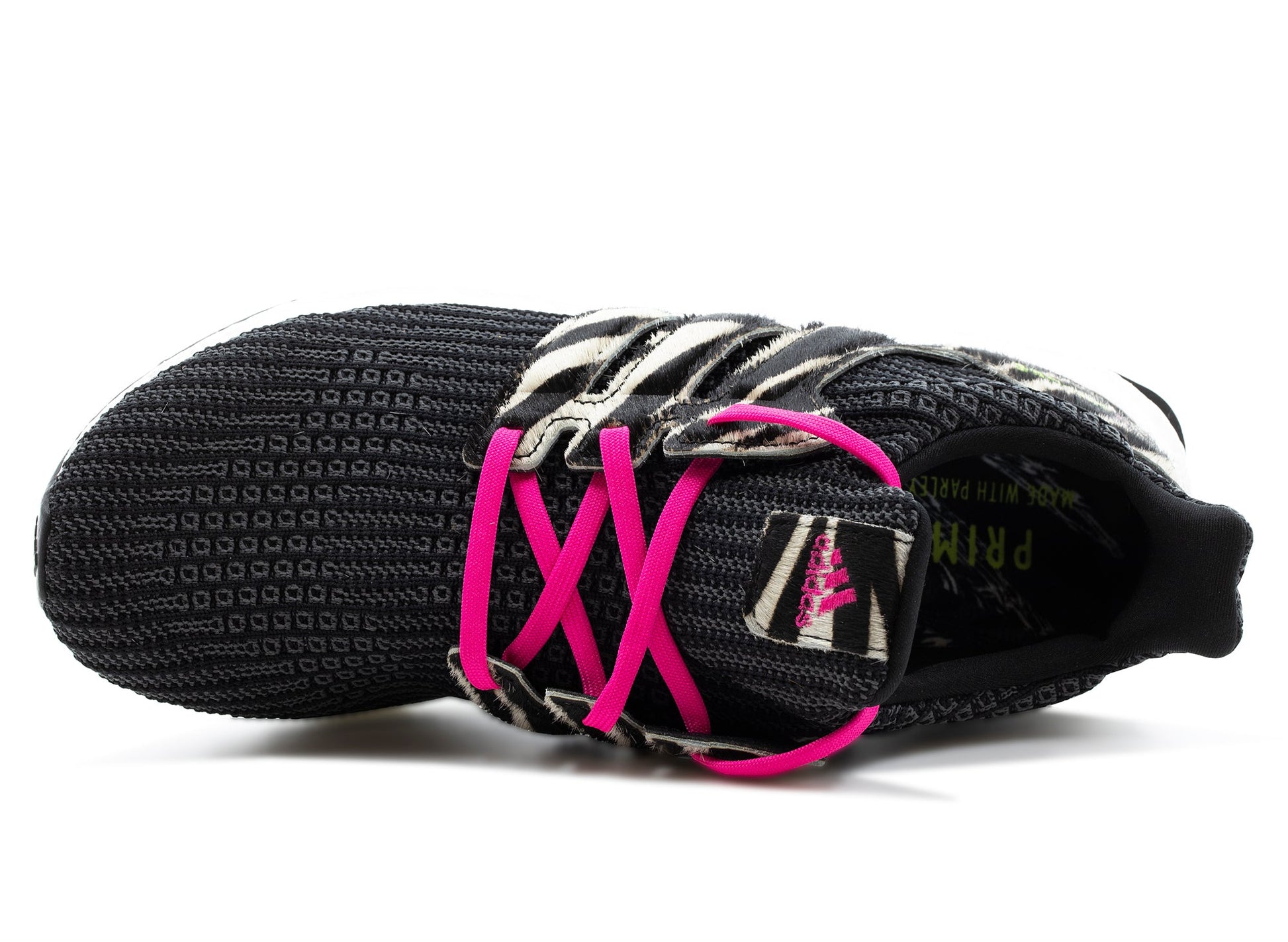 studio-shot-v9-49691